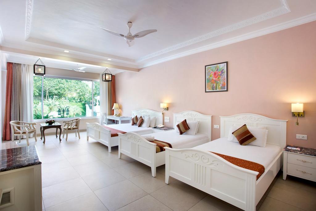 Villa San Lawrenz Lonavala Exterior photo