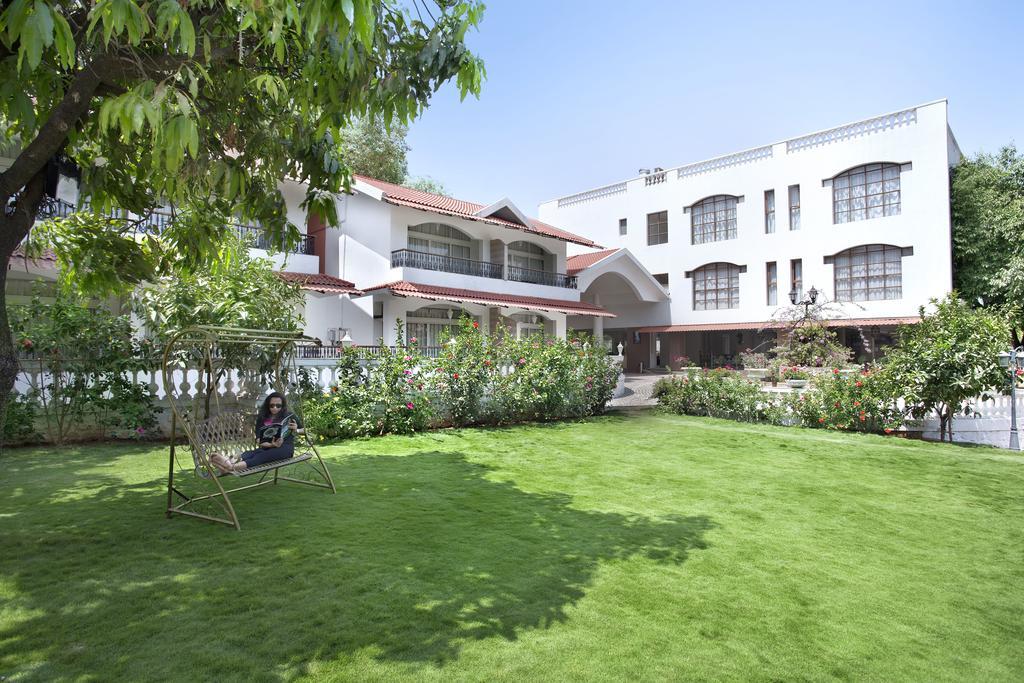 Villa San Lawrenz Lonavala Exterior photo